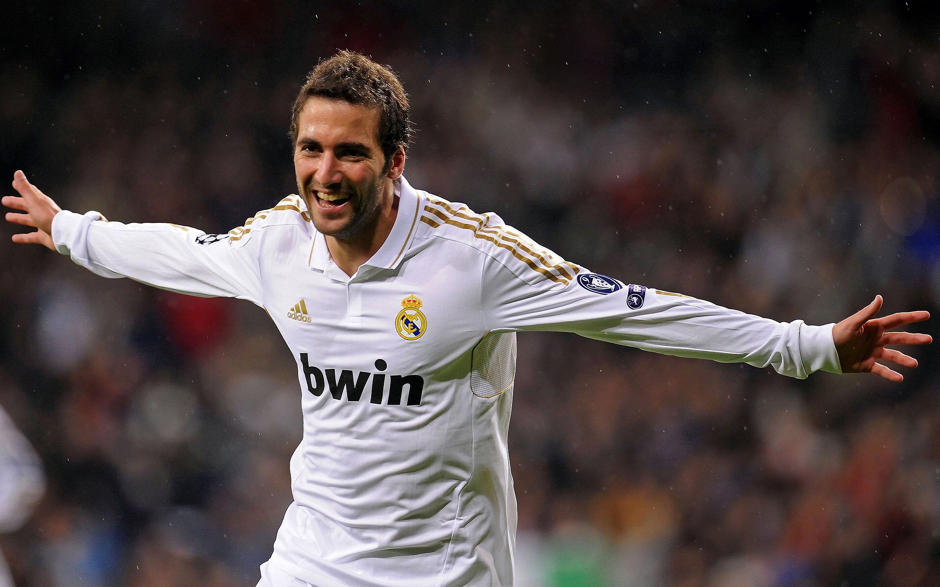 太阳之光普照赛场，NBA统治力延伸至国际舞台，克莱世界杯接管彰显冠军基因