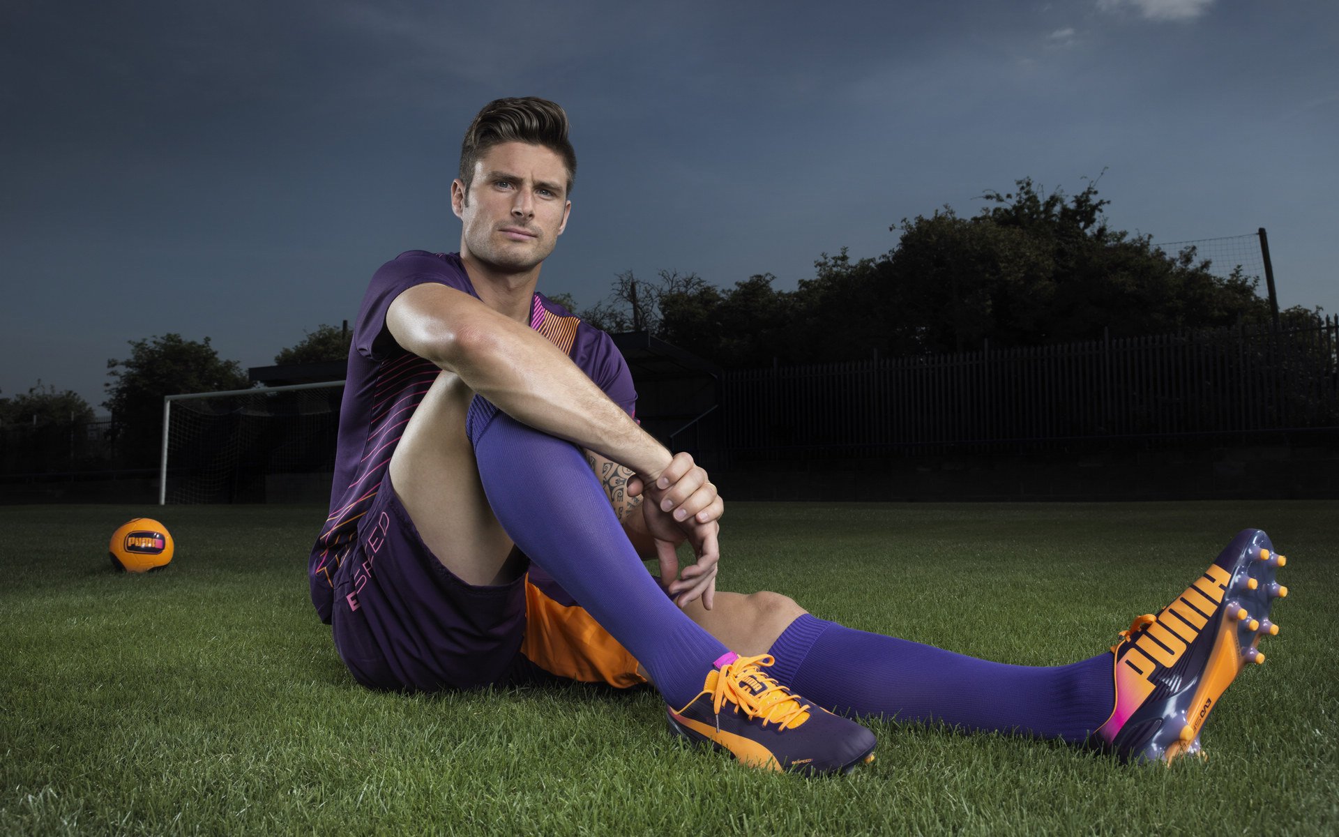 魔术险胜福建队,范弗利特带队取胜